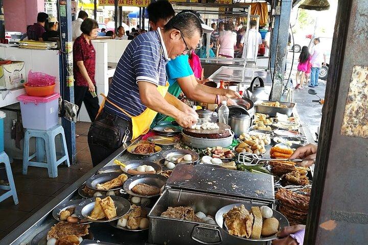 Excursão com café da manhã na cidade real de Klang com caminhada local + mangue