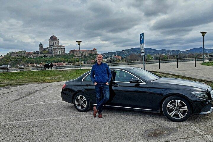 Donauknie Privat mit Vollpension