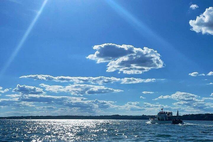 Morgon Mimosa Cruise med Gansett Cruises i Newport, RI