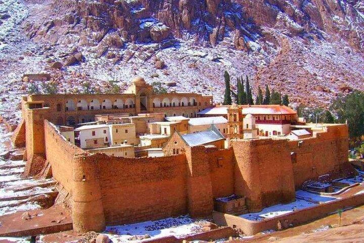 Excursão ao Mosteiro de Santa Catarina e à cidade de Dahab saindo de Sharm El Sheikh
