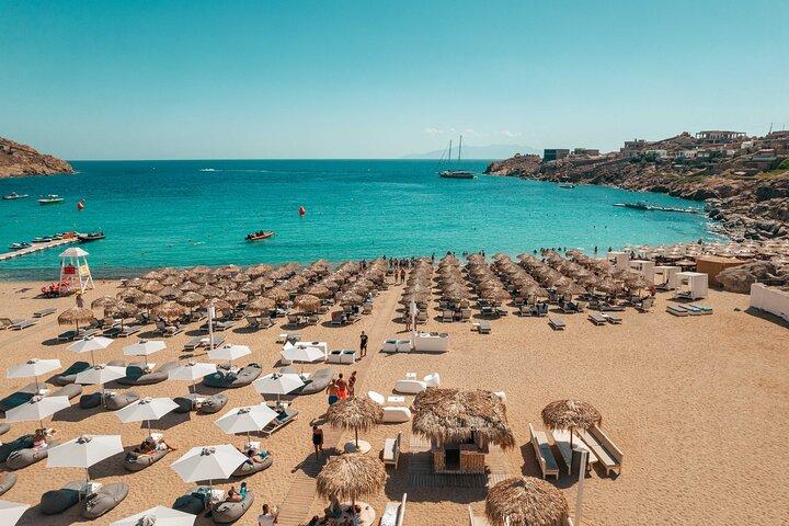 Super Paradise Beach Mykonos Seaside Solsäng (1:a raden)