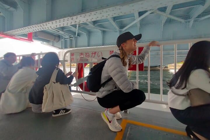 Tokyo Private Sightseeing Tour by Bike with Water Bus