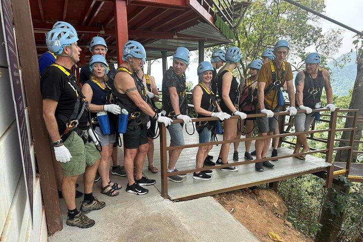 Chiang mai privat tur Zipline Mae Kam Pong og Nature Hotspring