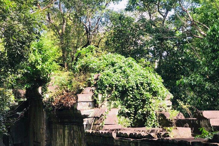 1 - Journée Banteay Srei, Beng Mealea et Tonle Sap Visite du Grand Lac
