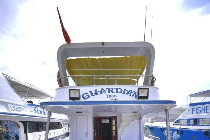 Ain Sokhna Red Sea Hotel Day Use or private Yacht from Cairo