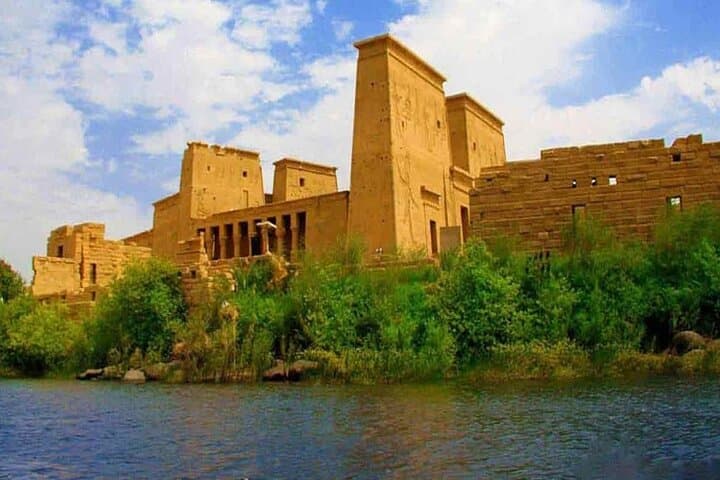 Private Day Trip From Luxor to Aswan