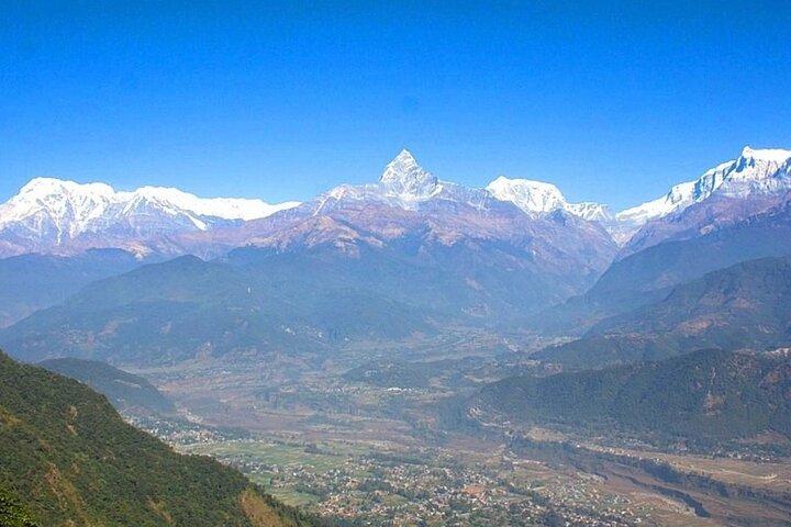 Facendo un'escursione a Sarangkot