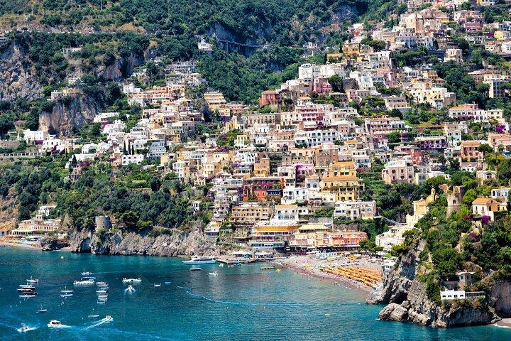 Excursão de barco particular de meio dia pela Costa Amalfitana saindo de Positano