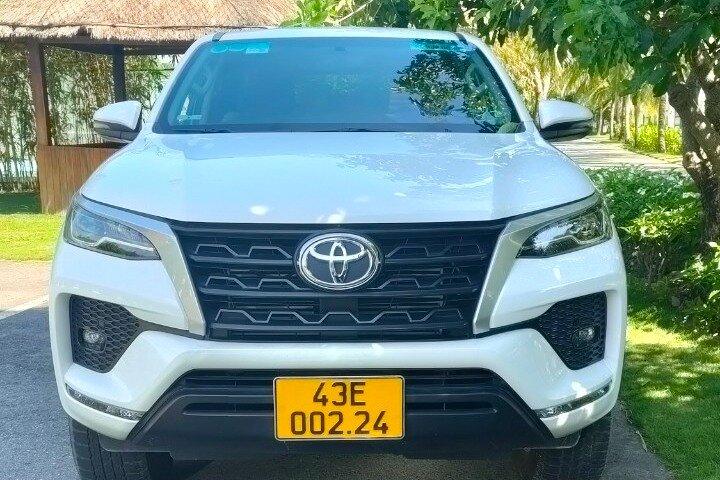 Private Car Transfer Phong Nha to Hue (stops at Vinh Moc and DMZ)