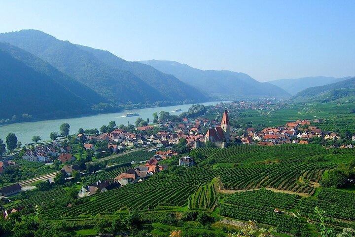 Private Premium Weintage : 2000 Jahre österreichischer Wein in der Wachau