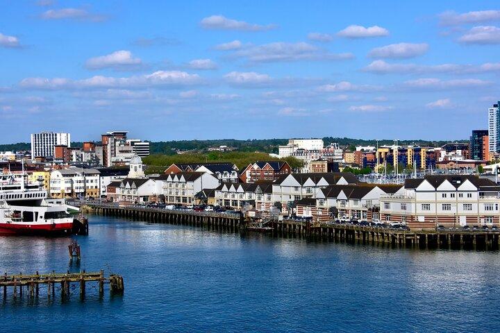 Traslado privado de Londres a Southampton con parada de Stonehenge