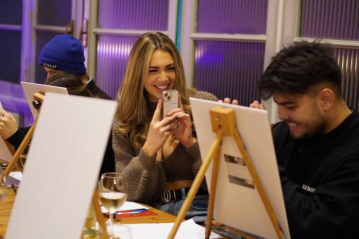 Paint n’ Sip in Rome: Unlimited Wine & Pizza in Piazza Navona