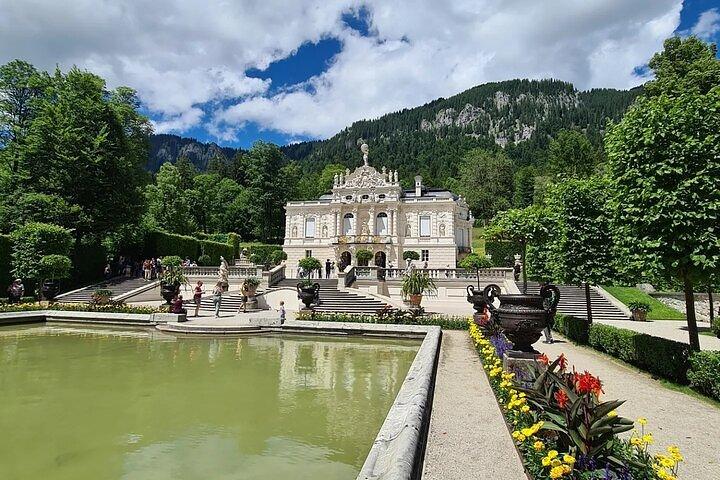 Private Linderhof Palace Tour – Entry + Optional Grotto & Coaster
