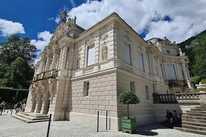 Private Linderhof Palace Tour – Entry + Optional Grotto & Coaster