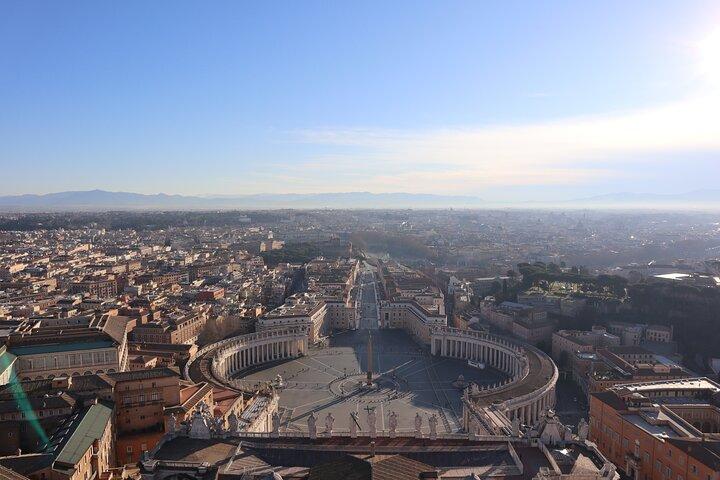Vatican: St. Peter’s Basilica, Dome & Tombs Reserved Entry & Tour