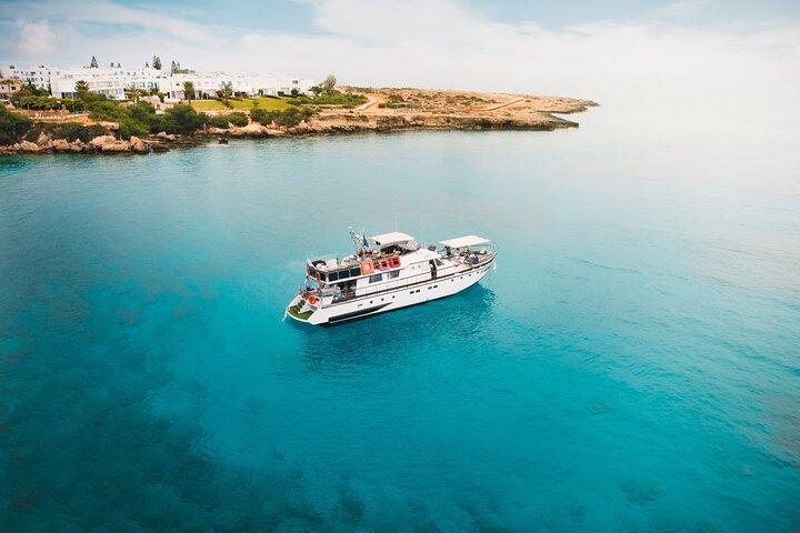 Protaras : Croisière découverte de tortues Blue Lagoon