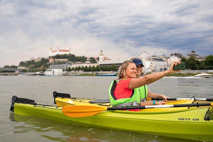 Kajak på Donau tæt på byens centrum