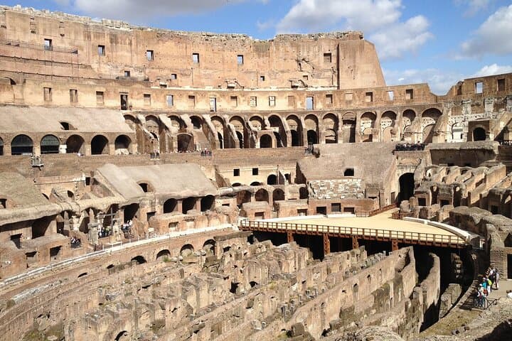Colosseum, Palatine Hill and Roman Forum Access with Audio Guide
