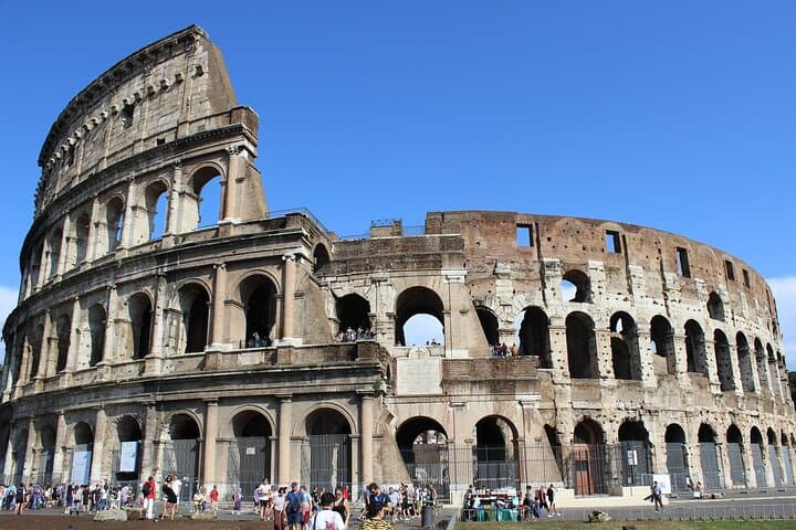 Colosseum, Palatine Hill and Roman Forum Access with Audio Guide