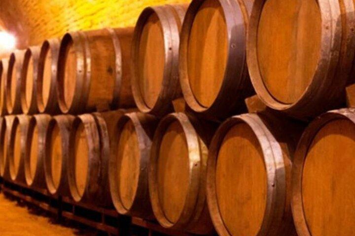 2 - Escape da noite de Madri: comida, vinho, aldeia escondida e um castelo