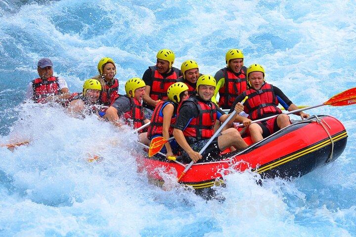 Aventura combinada 3 en 1 en Side: rafting, safari en buggy y tirolina