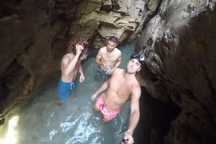 ドゥブロブニク：プライベートグループツアー青の洞窟訪問付きエラフィティ島