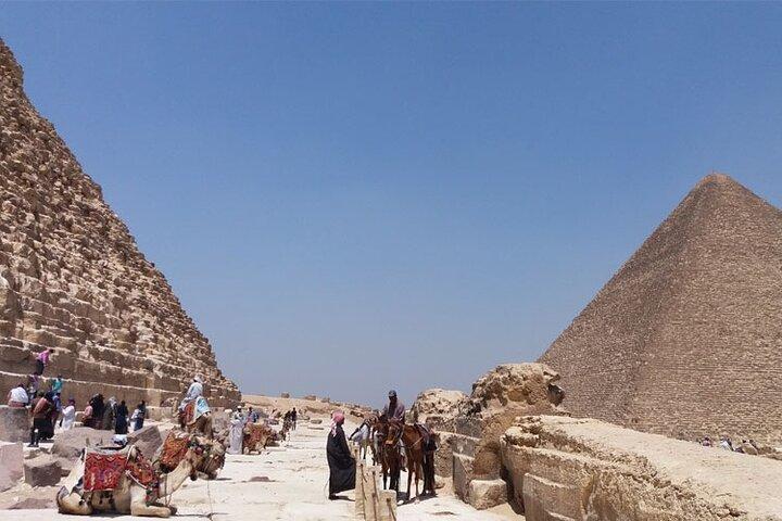Halbtägige Pyramidentour in Gizeh und Große Sphinx