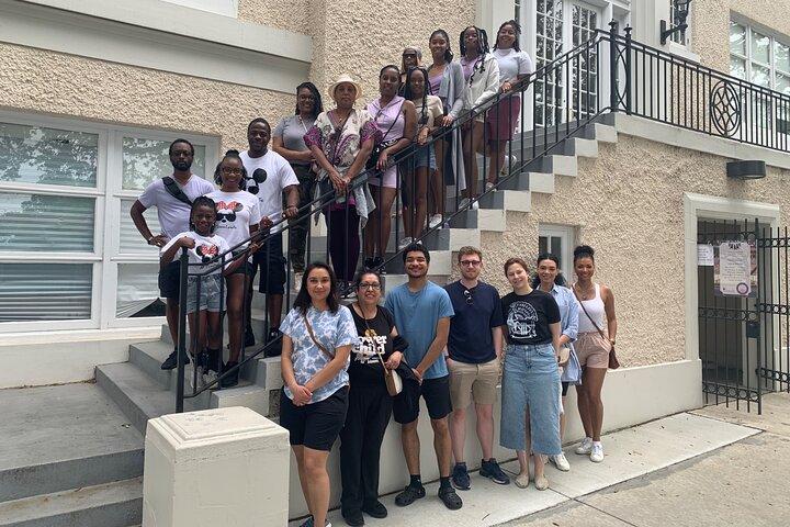 Tour dell'anima di New Orleans: Asservimento alla cultura moderna