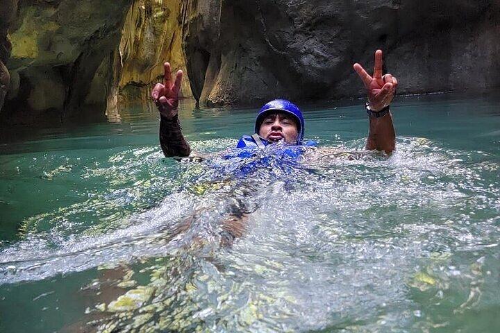 Abenteuer an den Damajagua-Wasserfällen