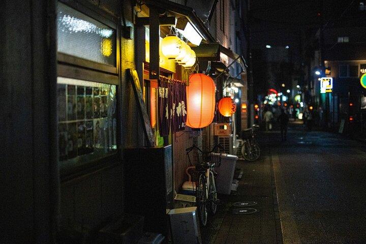 Visite privée à pied de nuit Shibuya Bar Hopping w. Guide principal