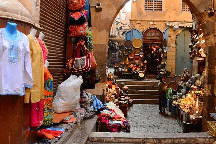 Cairo Day Trip from Sharm by Plane: Pyramids, GEM & Lunch