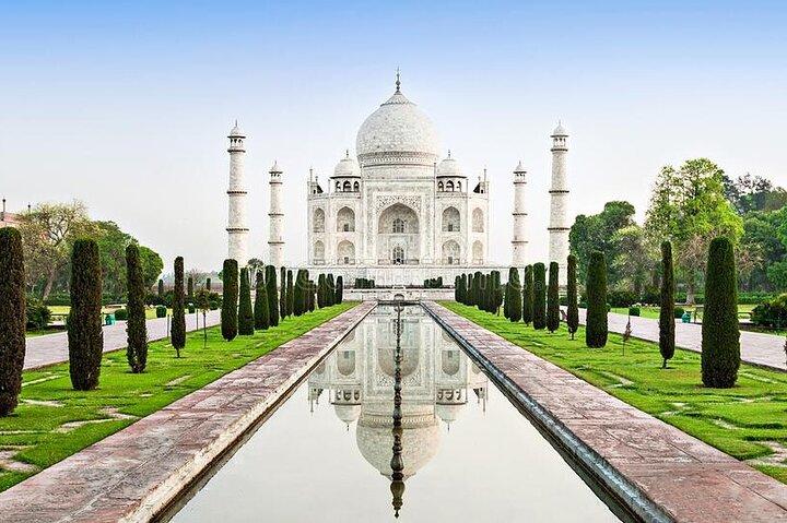 Private Taj Mahal Sunrise Tour von Jaipur mit dem Auto All Inclusive