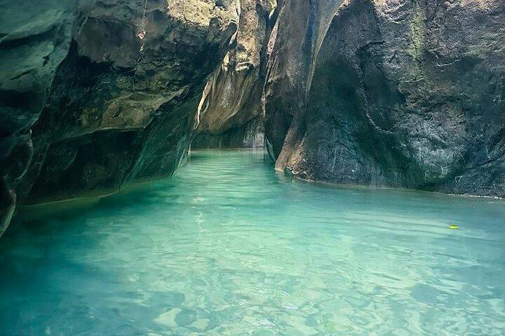 Abenteuer an den Damajagua-Wasserfällen