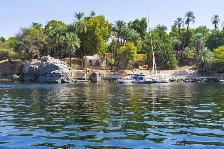 Gita in barca a vela privata in feluca ad Assuan sul Nilo