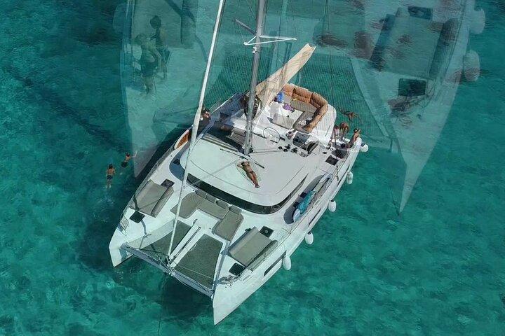 Croisière d'une journée en catamaran à Antiparos et Blue Lagoon