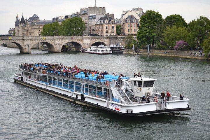 Riviercruise op de Seine met commentaar 1 uur