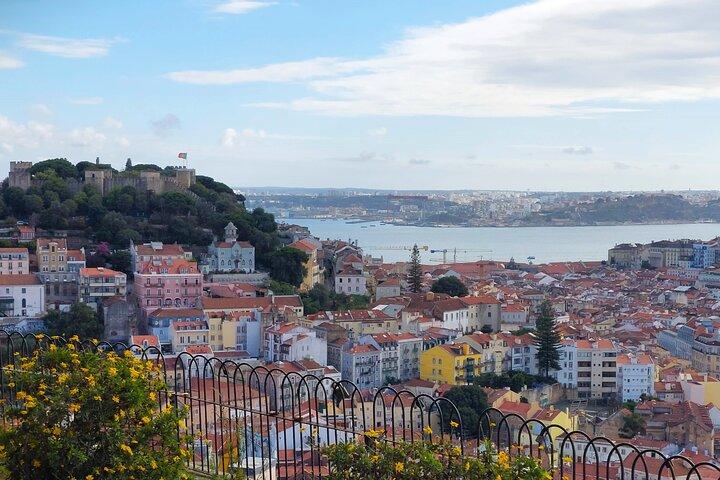 Half-Day Premium Tour of Lisbon
