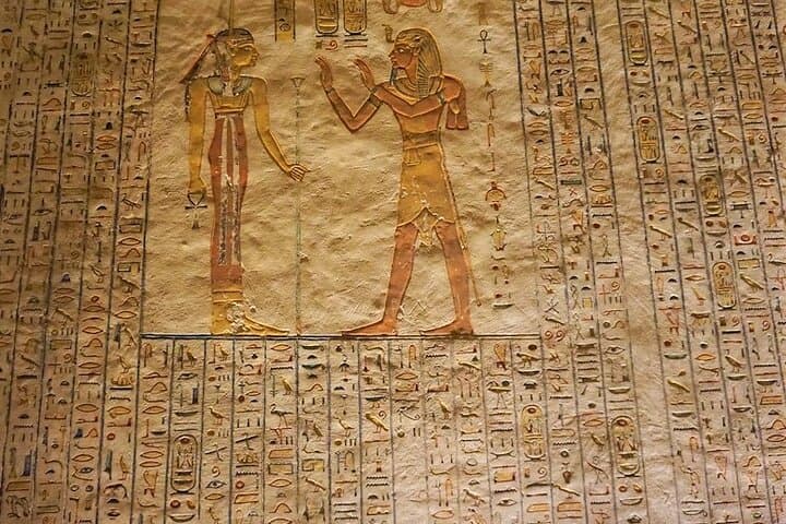 Shared Day Tour to Valley of the Kings, Hatshepsut ,Memnon &lunch