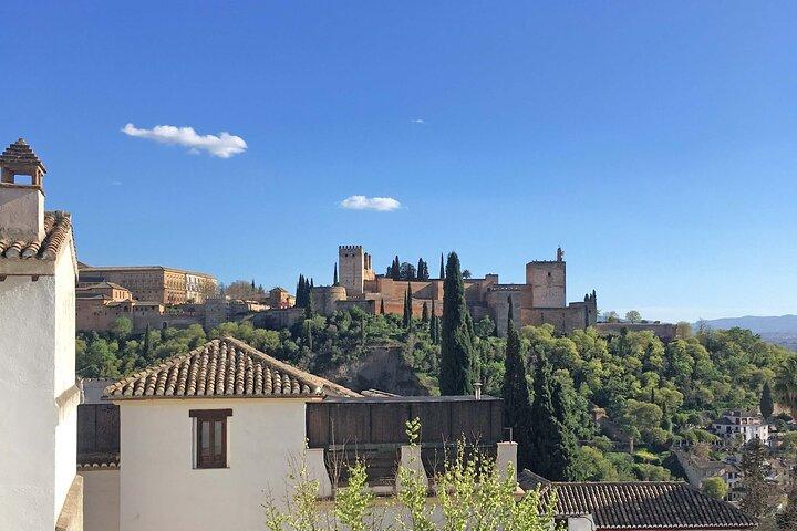 Pontos turísticos icônicos de Albaicín e Sacromonte: um tour de áudio autoguiado