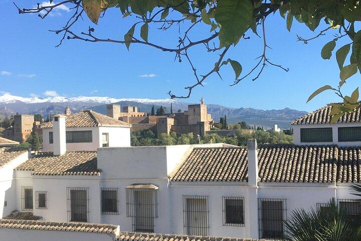 Pontos turísticos icônicos de Albaicín e Sacromonte: um tour de áudio autoguiado