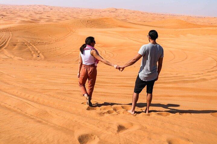 Safari romantique dans le désert à Dubaï