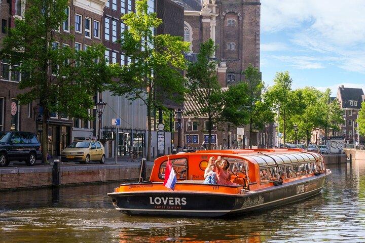 This is Holland Ticket plus 1-Hour Amsterdam Canal Cruise