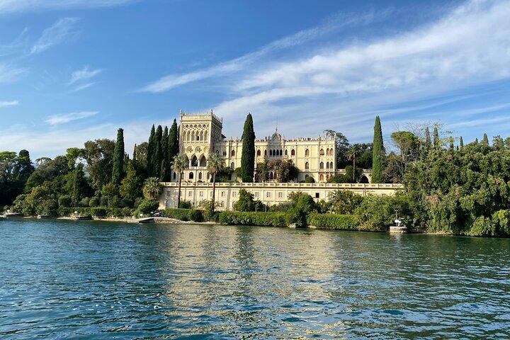Desenzano: Boottocht naar Isola del Garda & Golf van Salò