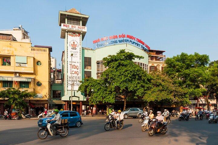 Hoppa över kön: Entrébiljetter till Thang Long Water Puppet Theatre