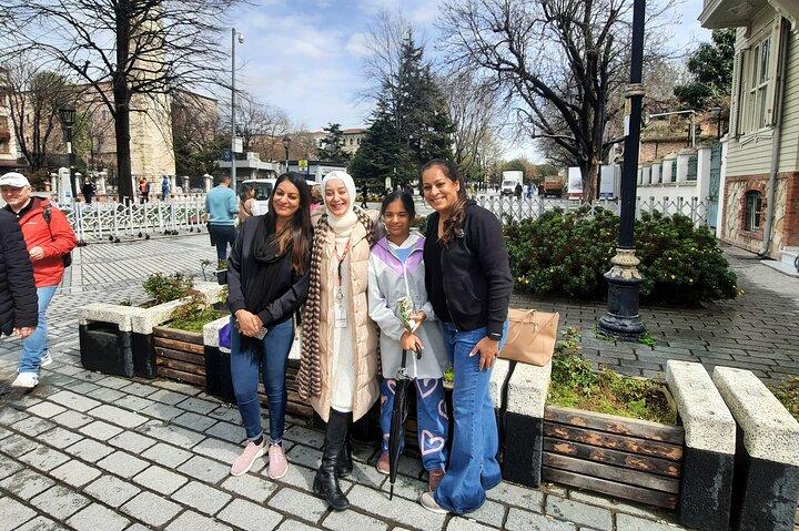 Best of Istanbul: Hagia Sophia,Blue Mosque,Topkapi Palace &Bazaar