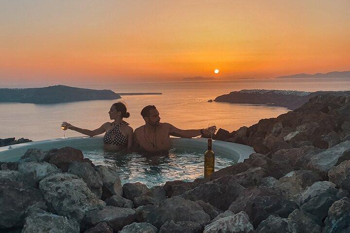 Volcanic Hot-Tub with Caldera View for Ultra-Romantic Couples