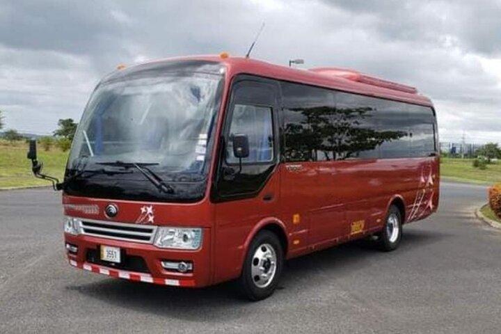 Transporte particular do aeroporto da Libéria para Las Catalinas