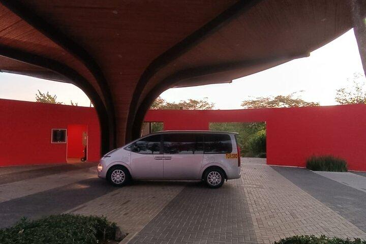 Trasferimento privato dall'aeroporto della Liberia all'Hotel Riu Guanacaste