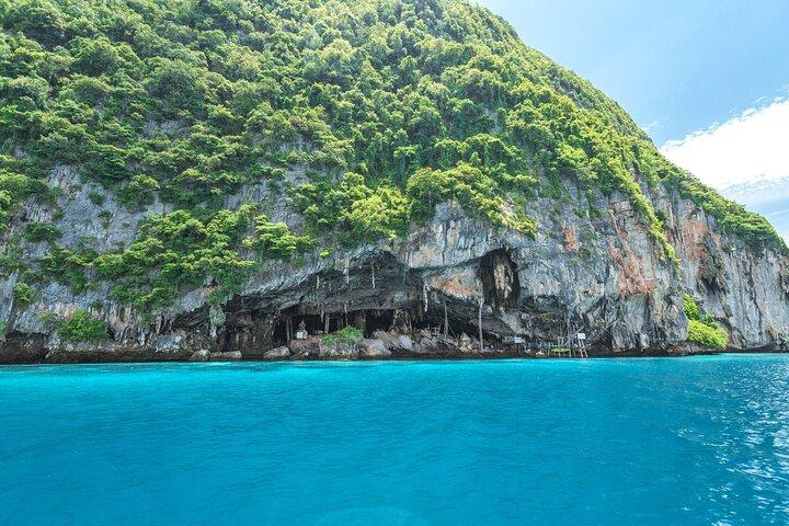 Tour privado de día completo a las islas Phi Phi y bambú con snorkel