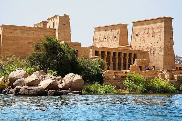 Sightseeing Tour from Luxor to Aswan for Exploration